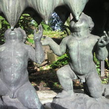 狼の乳で成長した兄弟は、後にローマ帝国を統一したそうです。