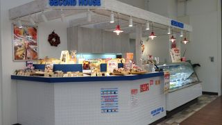 セカンドハウス ケーキ ワークス ピエリ守山店