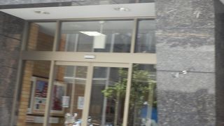 松本在住の人が集めた古い時計の展示