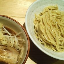 ボリュームのある魚介つけ麺