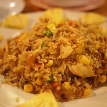 パイナップルチャーハン