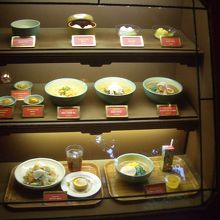 ラーメンどれも1000円超え　強気すぎる