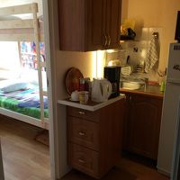 トリプルルームの側に共用キッチン有り