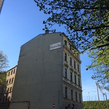 Elizabeth's YH Rooms