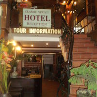 入口以上に内部は広い