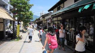四柱神社の表参道