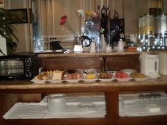 Rising Dragon Hotel 写真