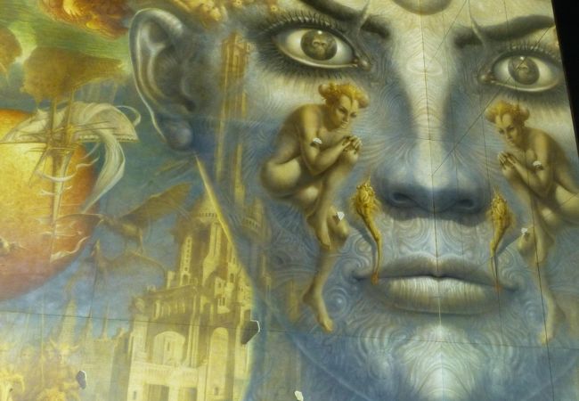 油絵 絵画 森の美術館 ギネス認定、世界一大きな油彩画 縦9メートル、横27メートル 鏡
