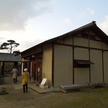 質素な武家屋敷