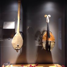 元々はウードから生まれたドンブラ