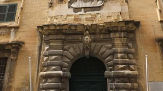 世界遺産の街でそぞろ歩きを楽しみたい