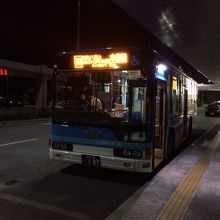 空港シャトル20：45発。