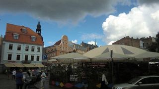 リガで一番混み合う広場