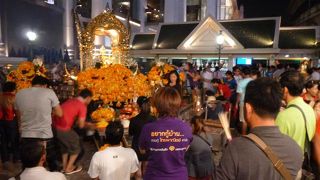 仏教国なのにヒンドゥー教の神様