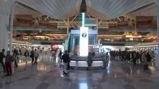 秋の羽田空港 国際線旅客ターミナル