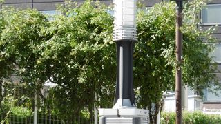 川がなくて橋？