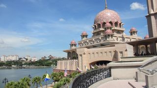 きれいな外観。