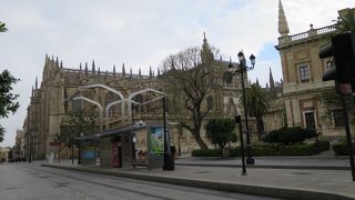 世界で三番目の大きさ「セビリア大聖堂」