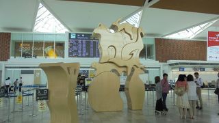 グローバルWiFi (新千歳空港 国際線3階出発ロビー)