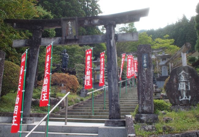 鳥居のあるお寺