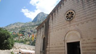 コトル最古の教会です。