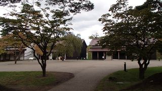 五稜郭土蔵でございます