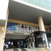 クア（Kuah）の街では最も大きなショッピングモールです