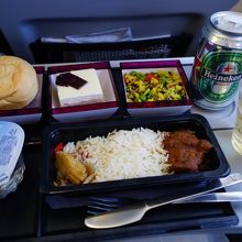 ドーハ→アテネ　昼飯？