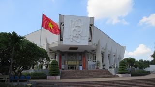 ホーチミン氏の博物館