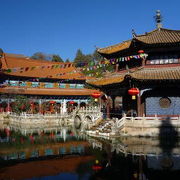 昆明市内最大の仏教寺院