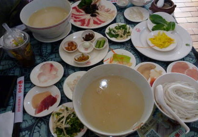 橋香園過橋米線 (文化宮店)