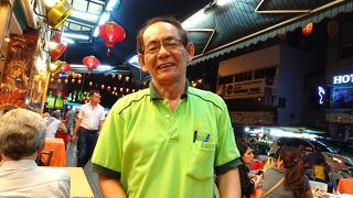 スタッフは親切だし，一人でも気軽に入れます