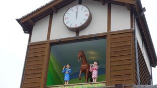 からくり時計があります。道の駅　北川はゆま