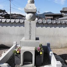 織田信孝の墓。