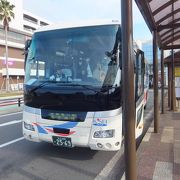 東京駅～安房鴨川間をむすぶ高速バスです。