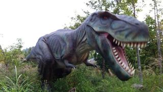 恐竜博物館の横の恐竜ワールド