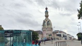 お菓子会社の建物には見えない！