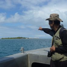 前方に島が見えてくる