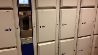 コインロッカー