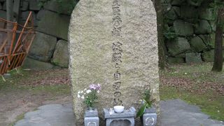 静かに大阪城の歴史に思いをはせたい人にオススメ