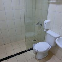 シャワーのみの部屋でした。湯温・湯量は問題ありません。