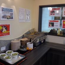 まずはおでんがあります