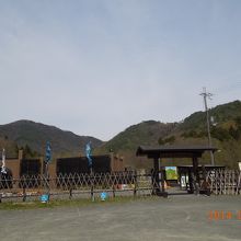 小谷城戦国資料館、ここも城域です。