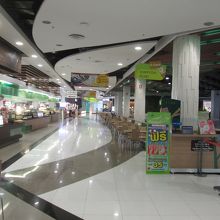 フードコート（ビックＣ - ラチャダムリ店内）
