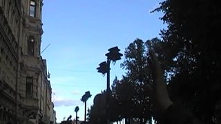 高級店や名物店が並ぶショッピングエリア。