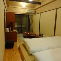 窓ガラスの外が露天風呂。