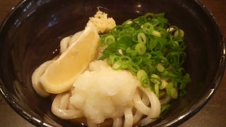 帰京前の食べ納めに便利な店