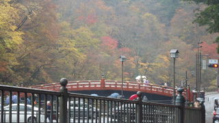 朱色がうつくしい