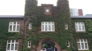 広くて趣のある大学