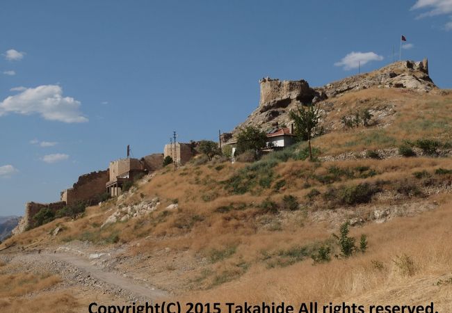 ウル・ジャミィから坂を上ります